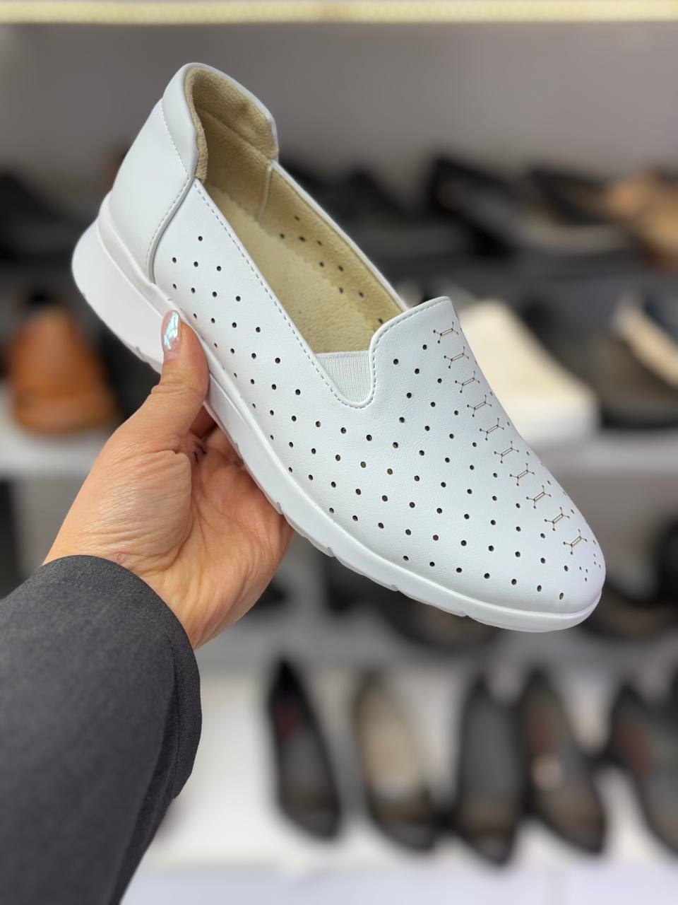 کفش طبی و تابستانی زنانه مدل رست با زیره پیو و رویه درجه یک