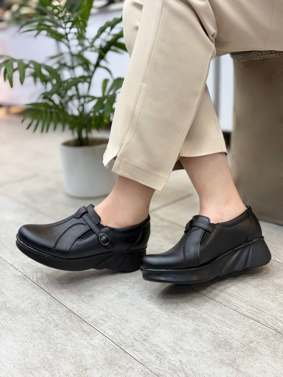 کفش طبی مدل پینار با زیره اناتومیک صدف5 محصول جدید شرکت بیتا پاسارگاد مخصوص استفادنه روز مره و طولانی مدت