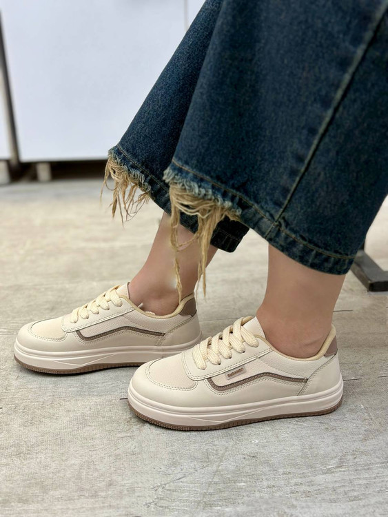 ونس جدید نواری با زیره لاستیکی و راحت و رویه با کیفیت در سه رنگ